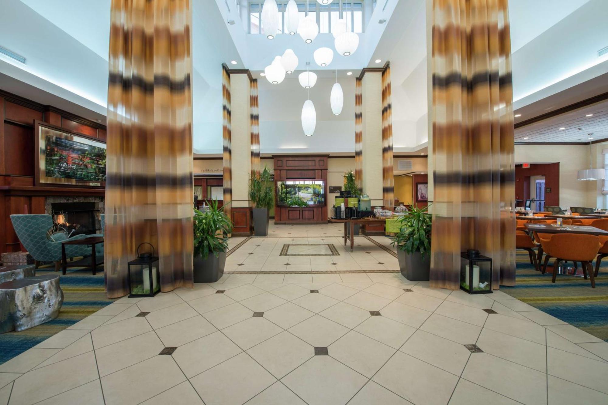 Hilton Garden Inn Tupelo Exteriör bild