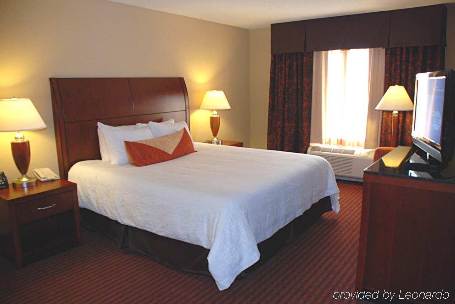 Hilton Garden Inn Tupelo Rum bild