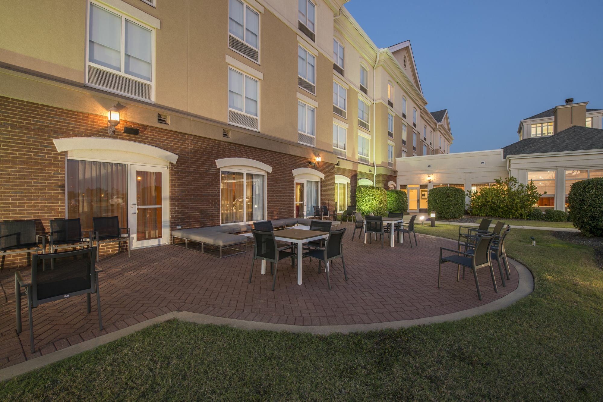Hilton Garden Inn Tupelo Exteriör bild